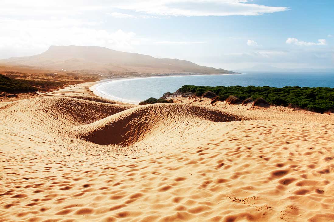 Donde esta la playa de bolonia en cadiz