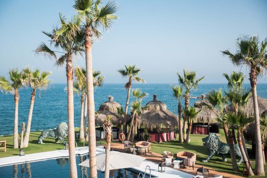 Trocadero Beach Club Restaurant
